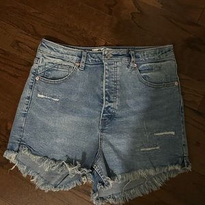 Free People Distressed Denim Shorts Sz. 30 US 10